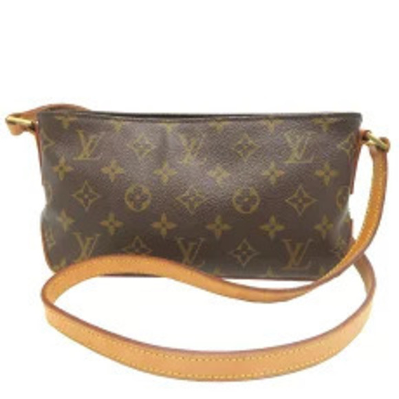 Louis Vuitton Handbags - Louis Vuitton Trotteur Shoulder Bag Monogram Brown